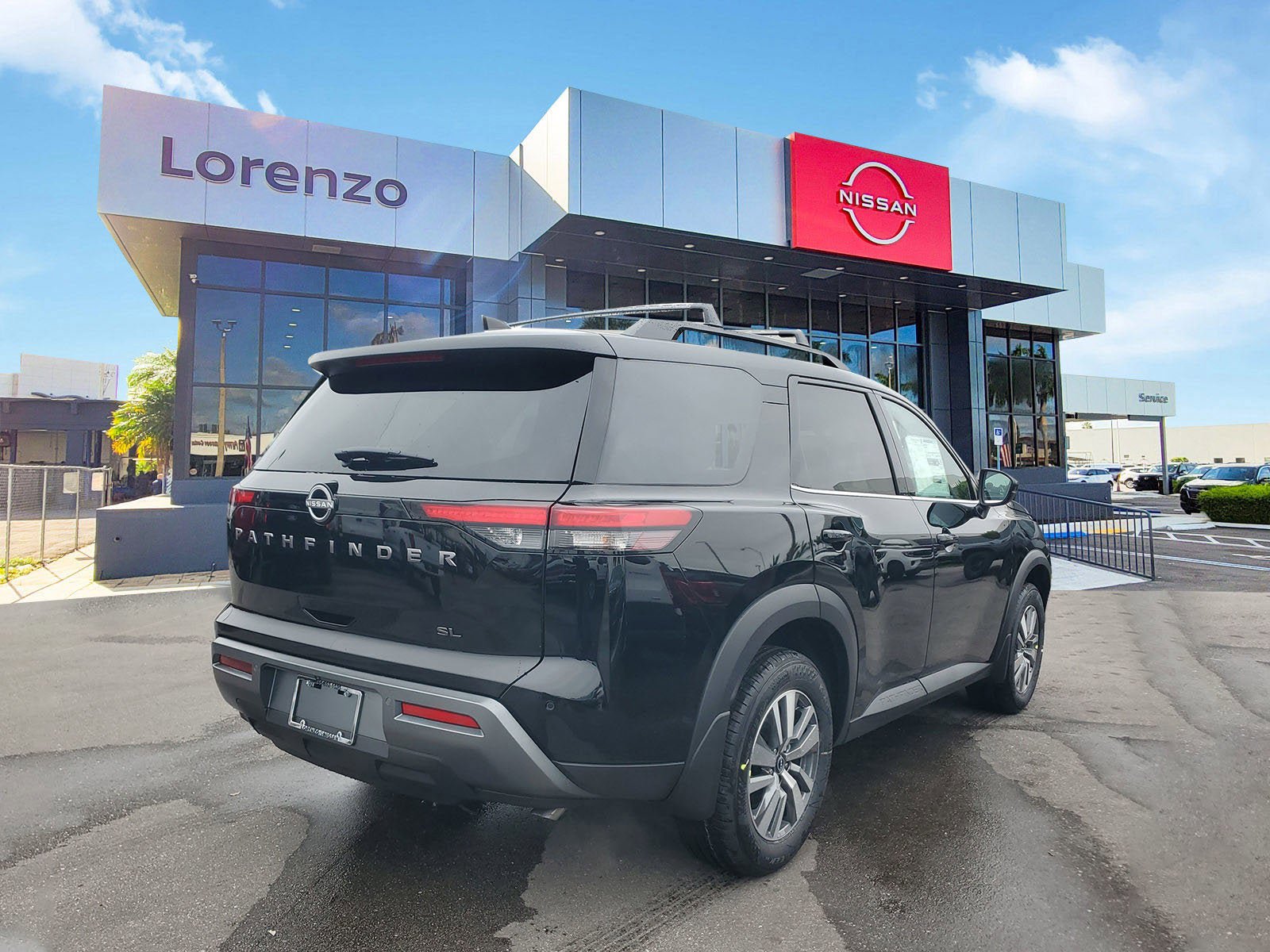 New 2026 Nissan Pathfinder SL image 4