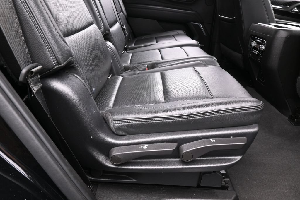 Used 2022 GMC Yukon Denali w/ Denali Premium Package AWD/4WD image 49