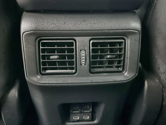 Used 2024 Toyota RAV4 XSE AWD/4WD image 29