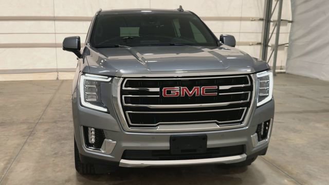 Certified 2023 GMC Yukon XL SLT w/ SLT Luxury Package image 3