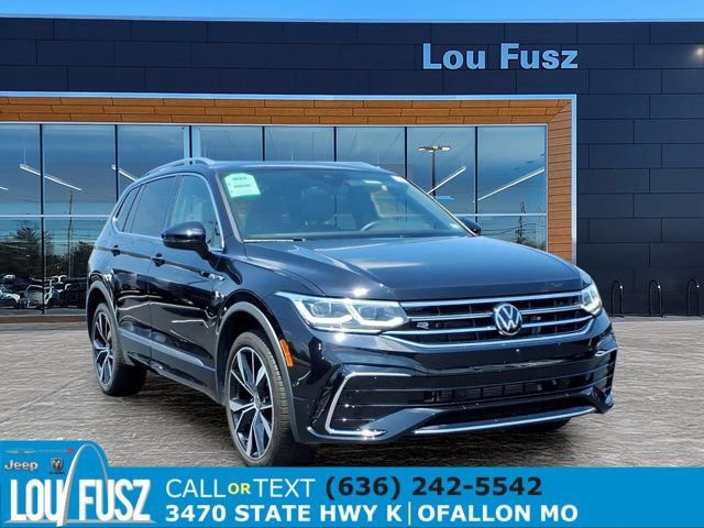 Used 2024 Volkswagen Tiguan SEL R-Line AWD/4WD image 1