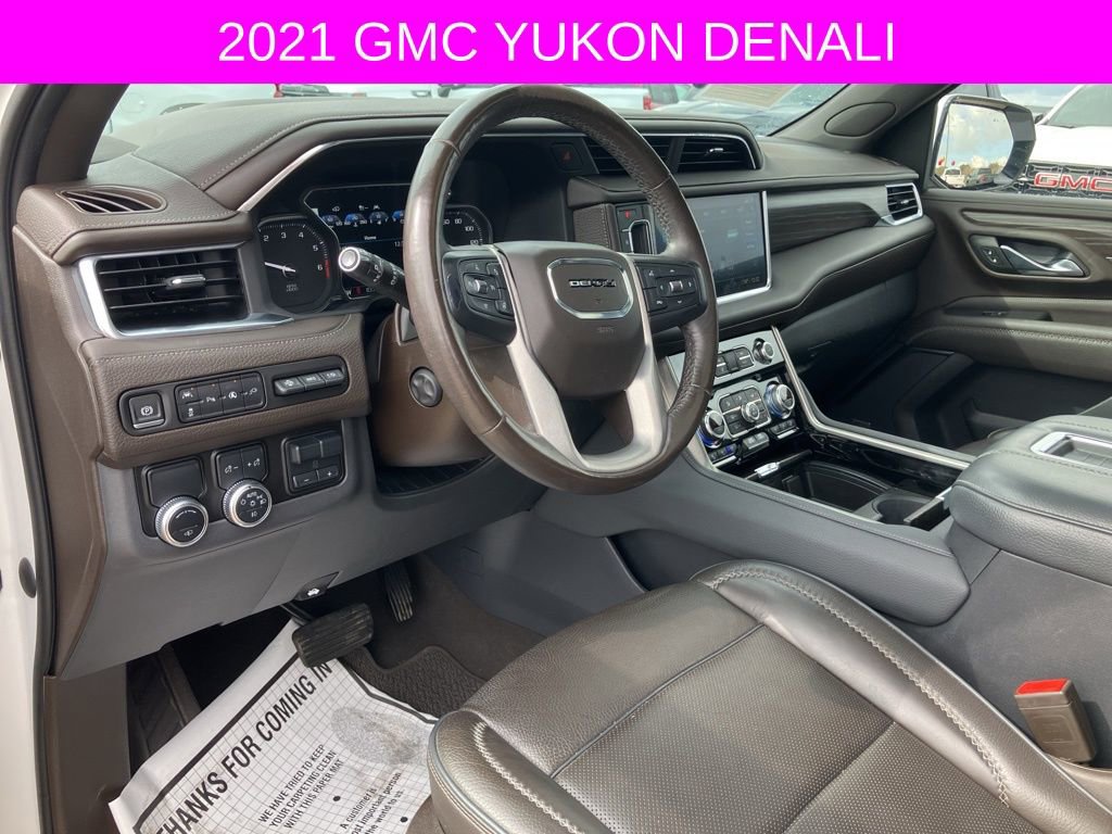 Used 2021 GMC Yukon Denali w/ Denali Premium Package image 26