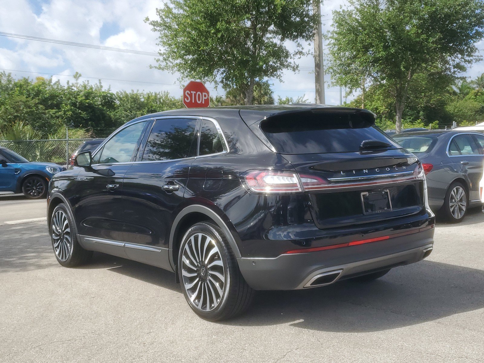 Certified 2019 Lincoln Nautilus Black Label image 5