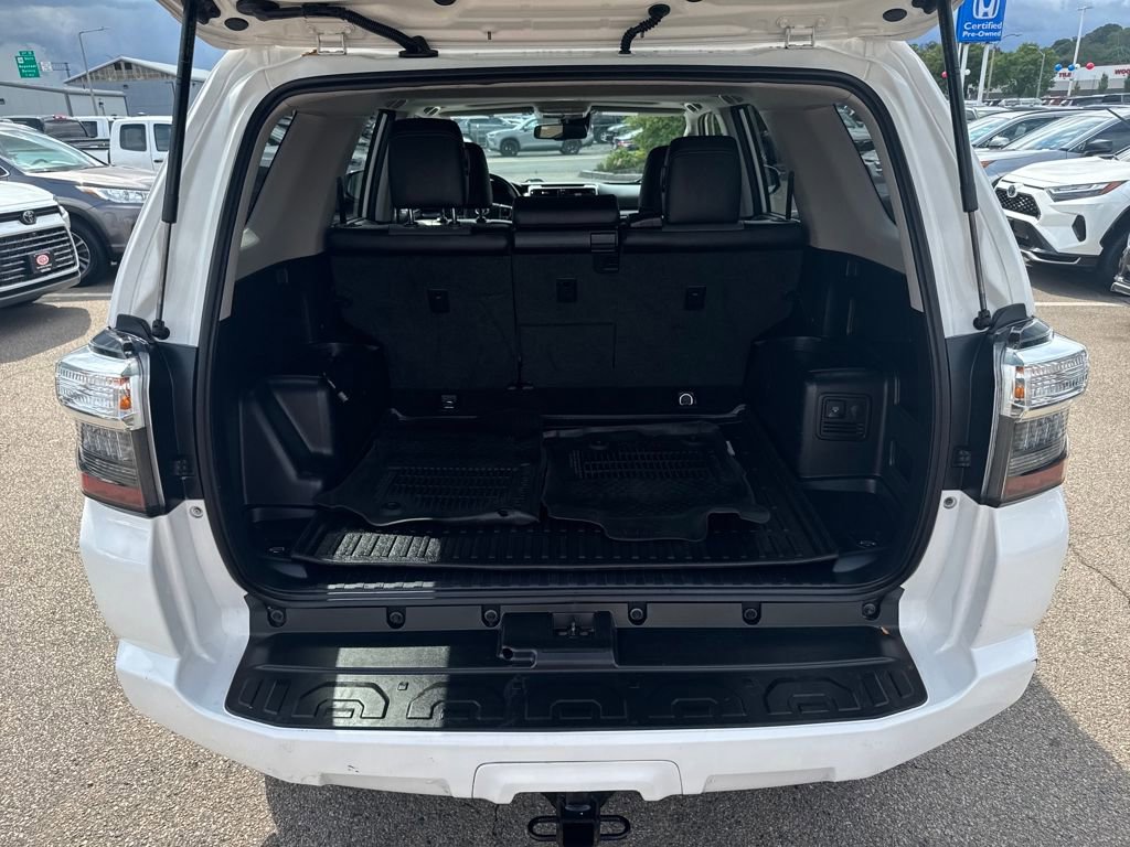 Used 2022 Toyota 4Runner SR5 Premium image 11
