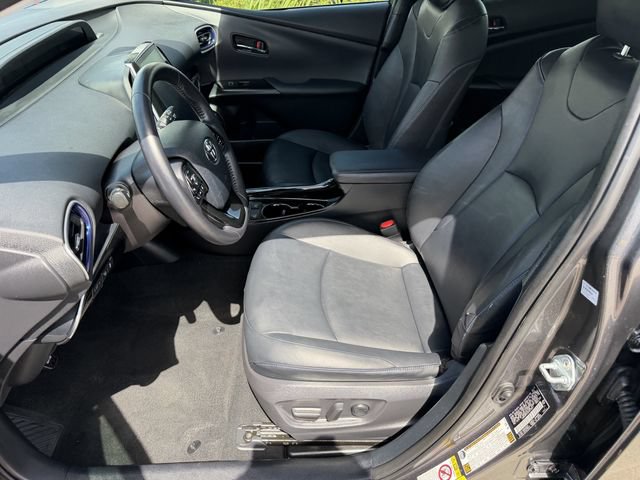 Used 2019 Toyota Prius Limited FWD image 22