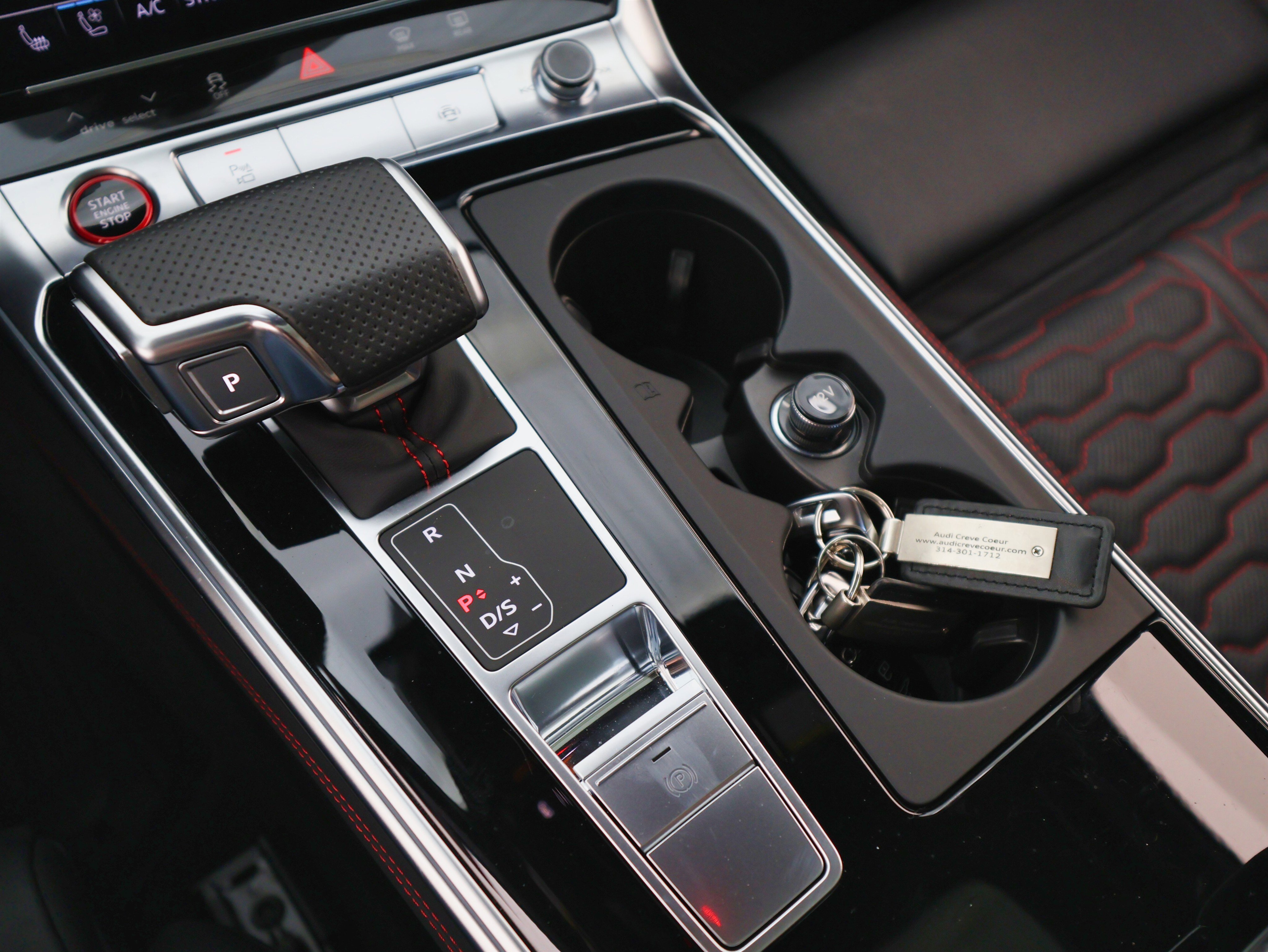 Used 2021 Audi RS 6 w/ Executive Package image 45