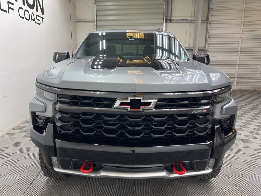Used 2024 Chevrolet Silverado 1500 ZR2 w/ Technology Package AWD/4WD image 9
