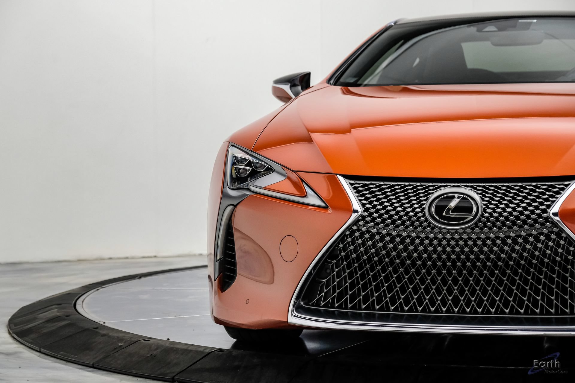 Used 2021 Lexus LC 500 Coupe w/ Performance Package RWD image 29