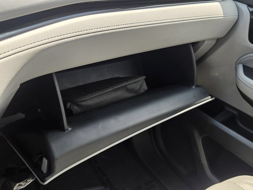 Certified 2024 Honda Odyssey Touring image 24