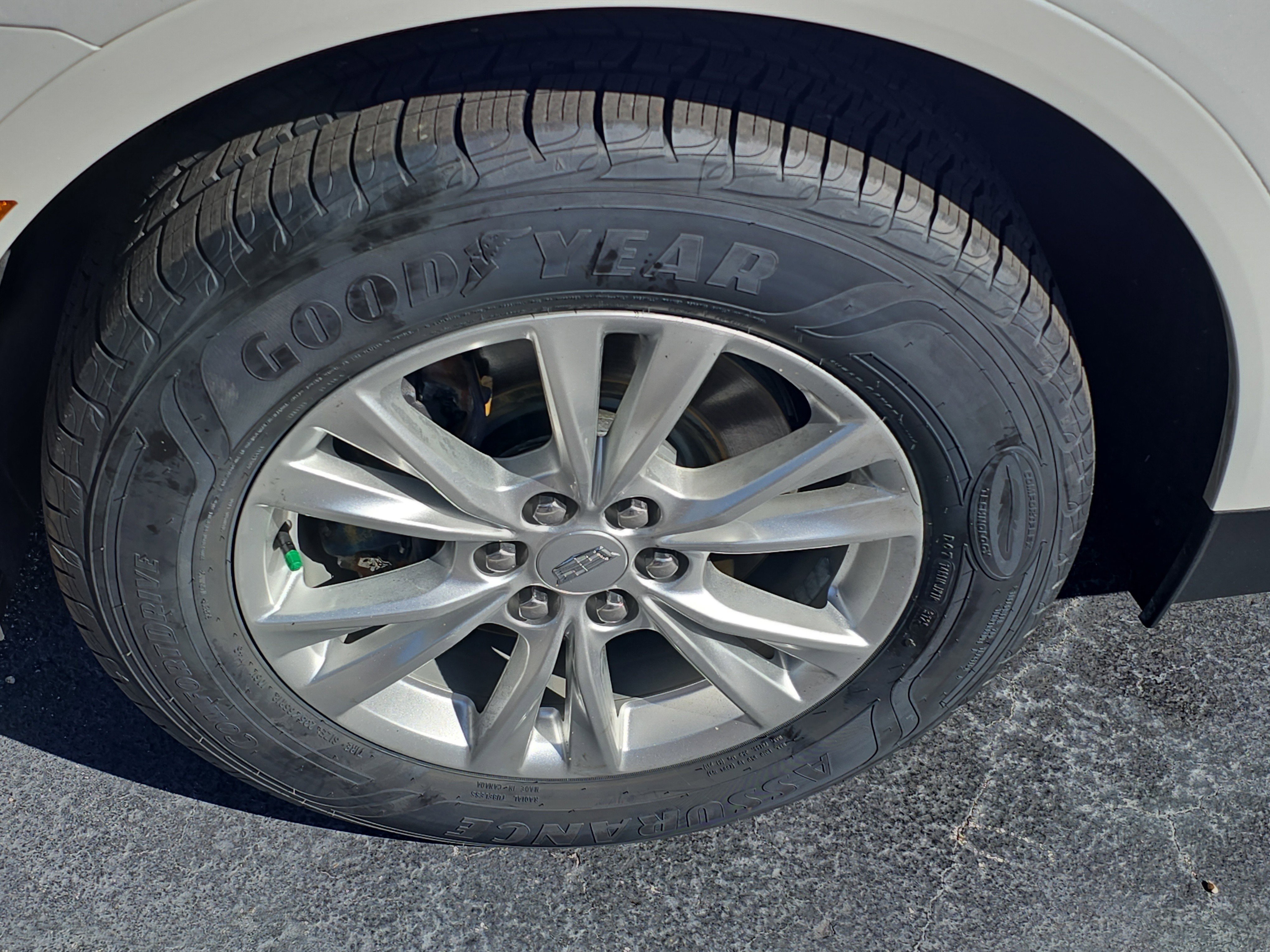 Used 2023 Cadillac XT5 Luxury image 6