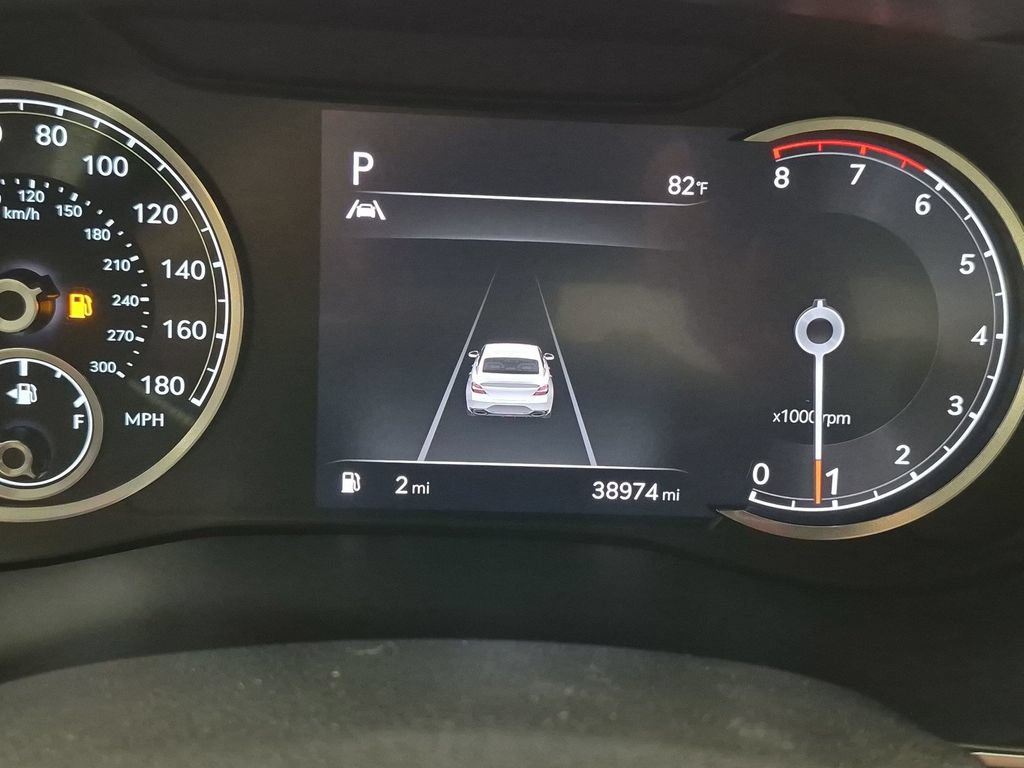 Used 2023 Genesis G70 2.0T RWD image 22