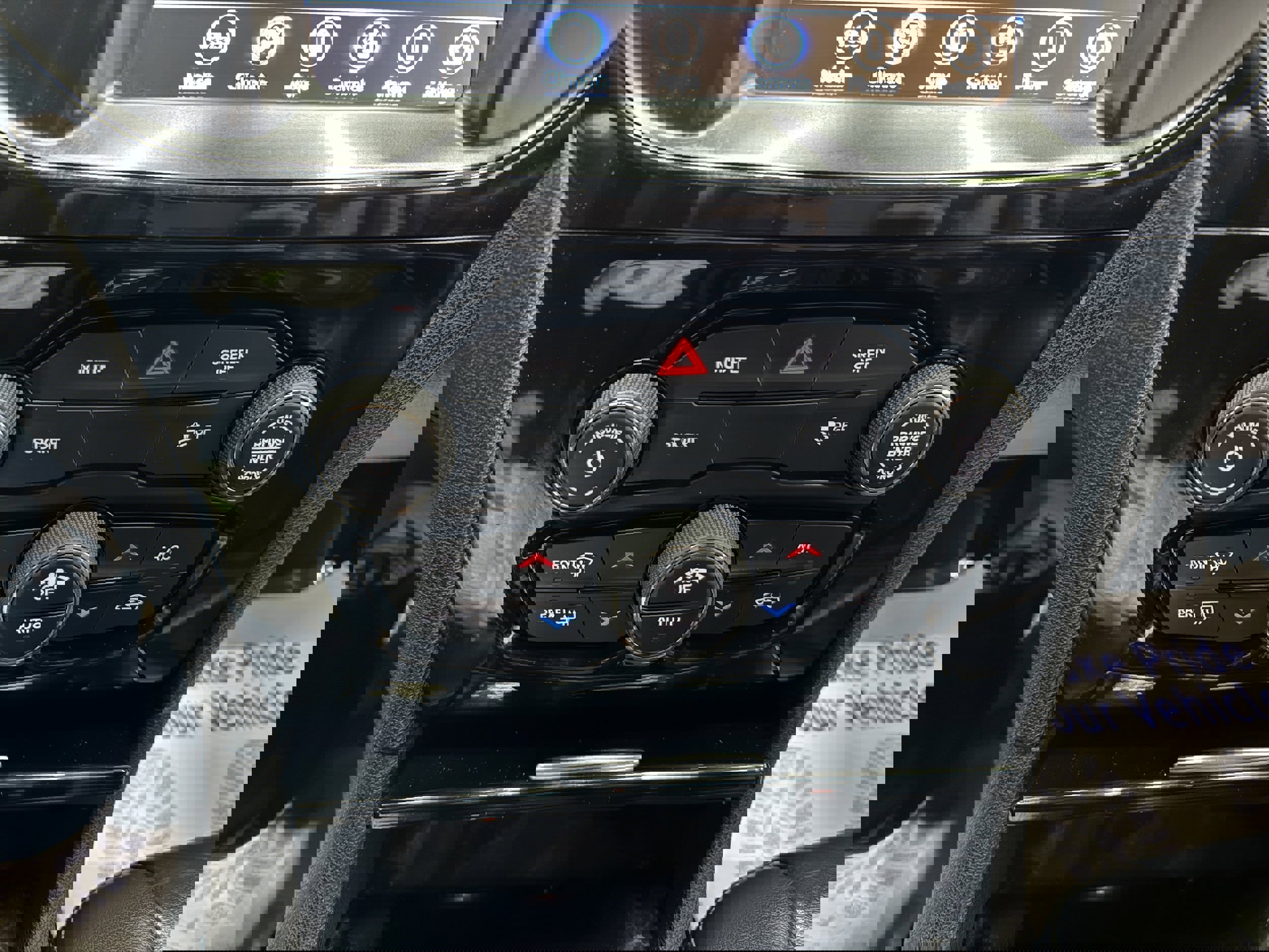 Used 2018 Chrysler 300 S image 20