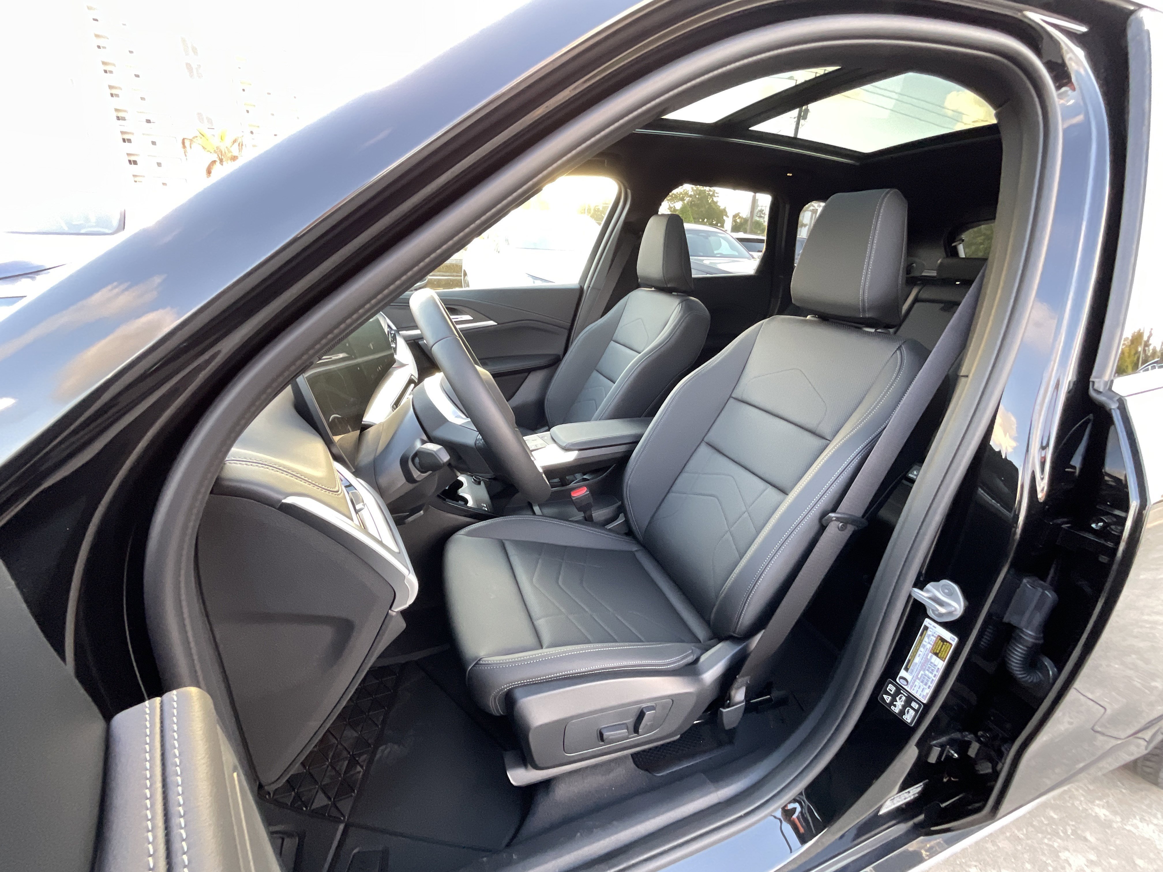 New 2026 BMW X1 xDrive28i w/ Technology Package AWD/4WD image 10