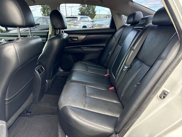 Used 2015 Nissan Altima 3.5 SL FWD image 26