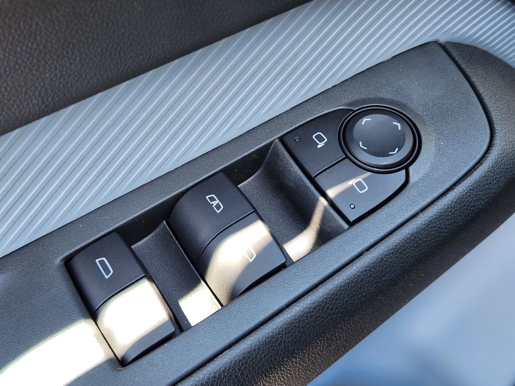 New 2027 Chevrolet Bolt RS w/ Technology Package image 13