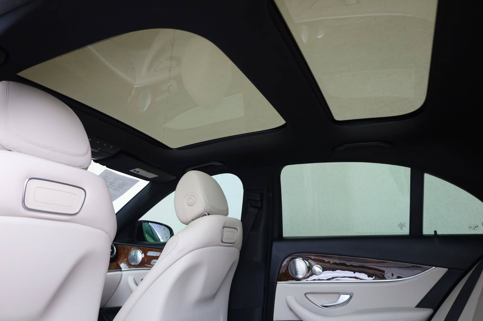 Used 2019 Mercedes-Benz E 300 4MATIC image 20