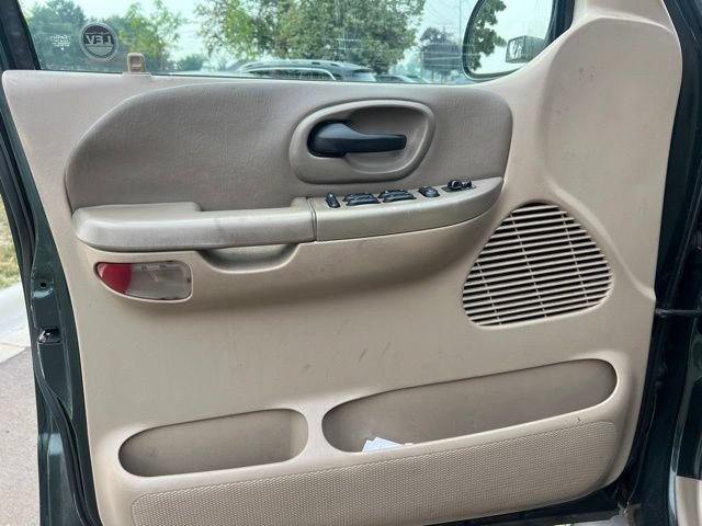 Used 2002 Ford F150 4x4 SuperCrew image 16