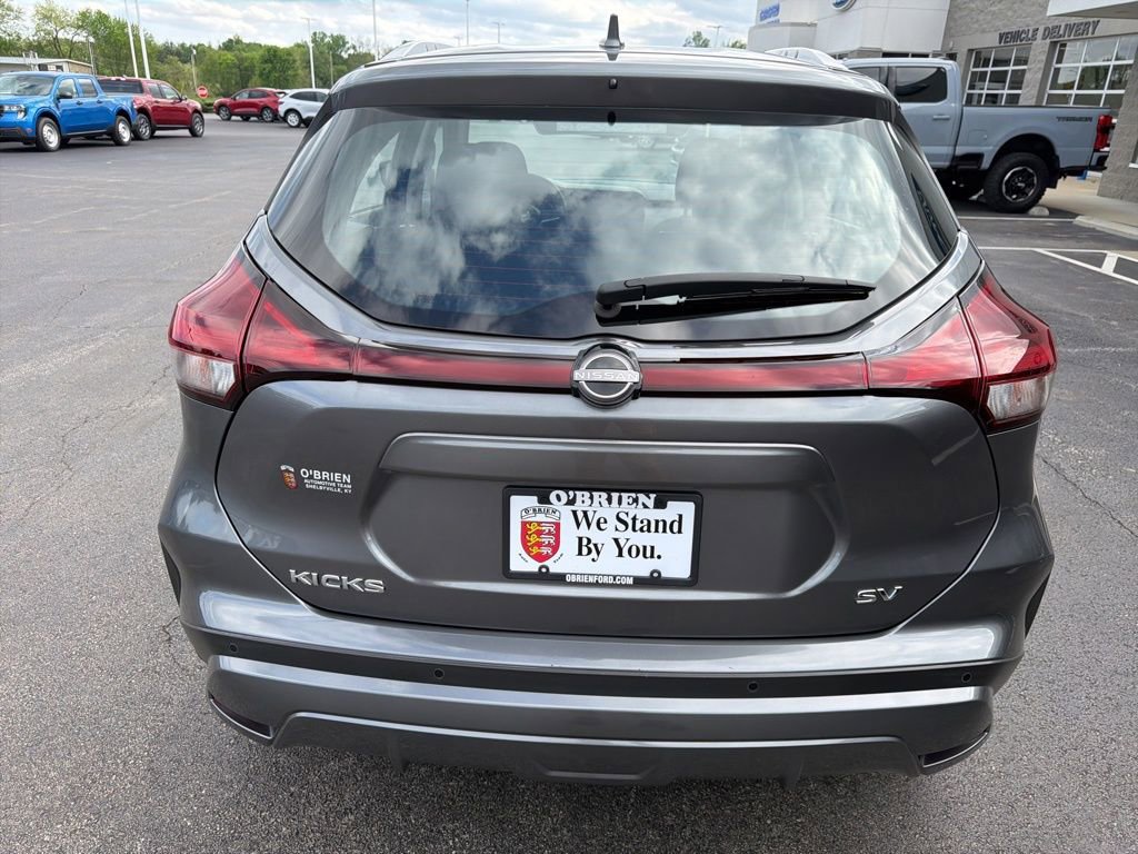 Used 2024 Nissan Kicks SV FWD image 4