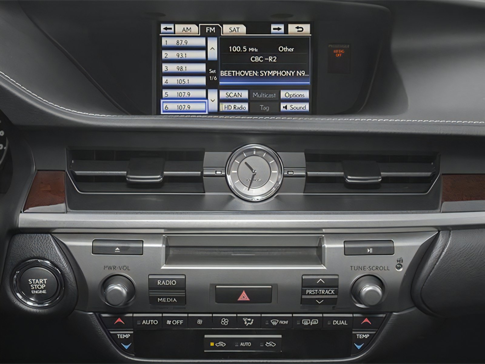 Used 2013 Lexus ES 350 w/ Luxury Pkg FWD image 6