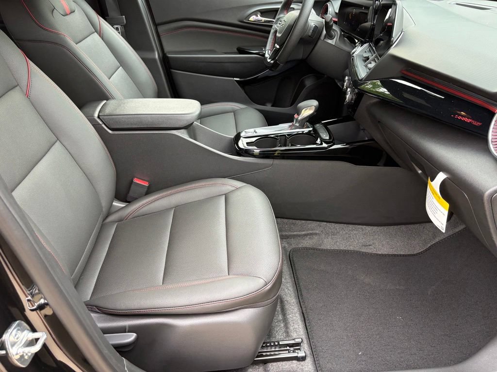 New 2026 Chevrolet Trax RS w/ Driver Confidence Package FWD image 27