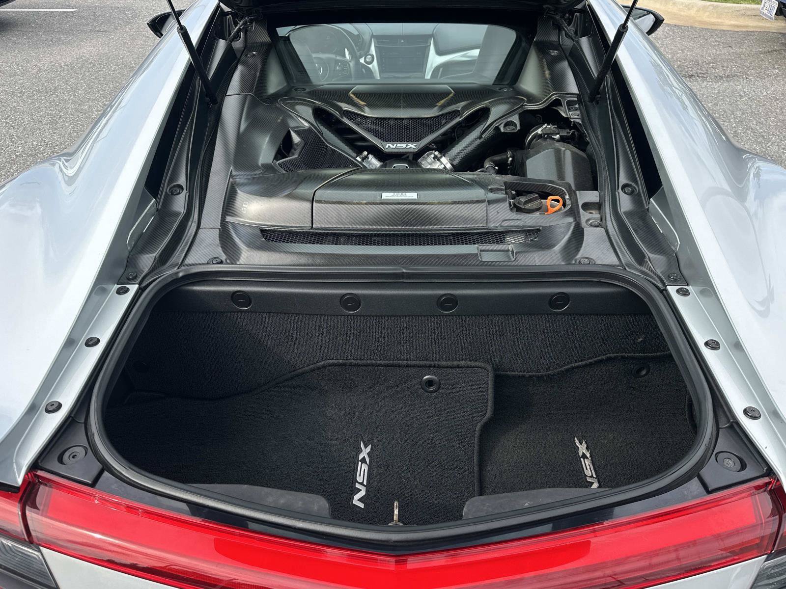 Used 2017 Acura NSX AWD/4WD image 27