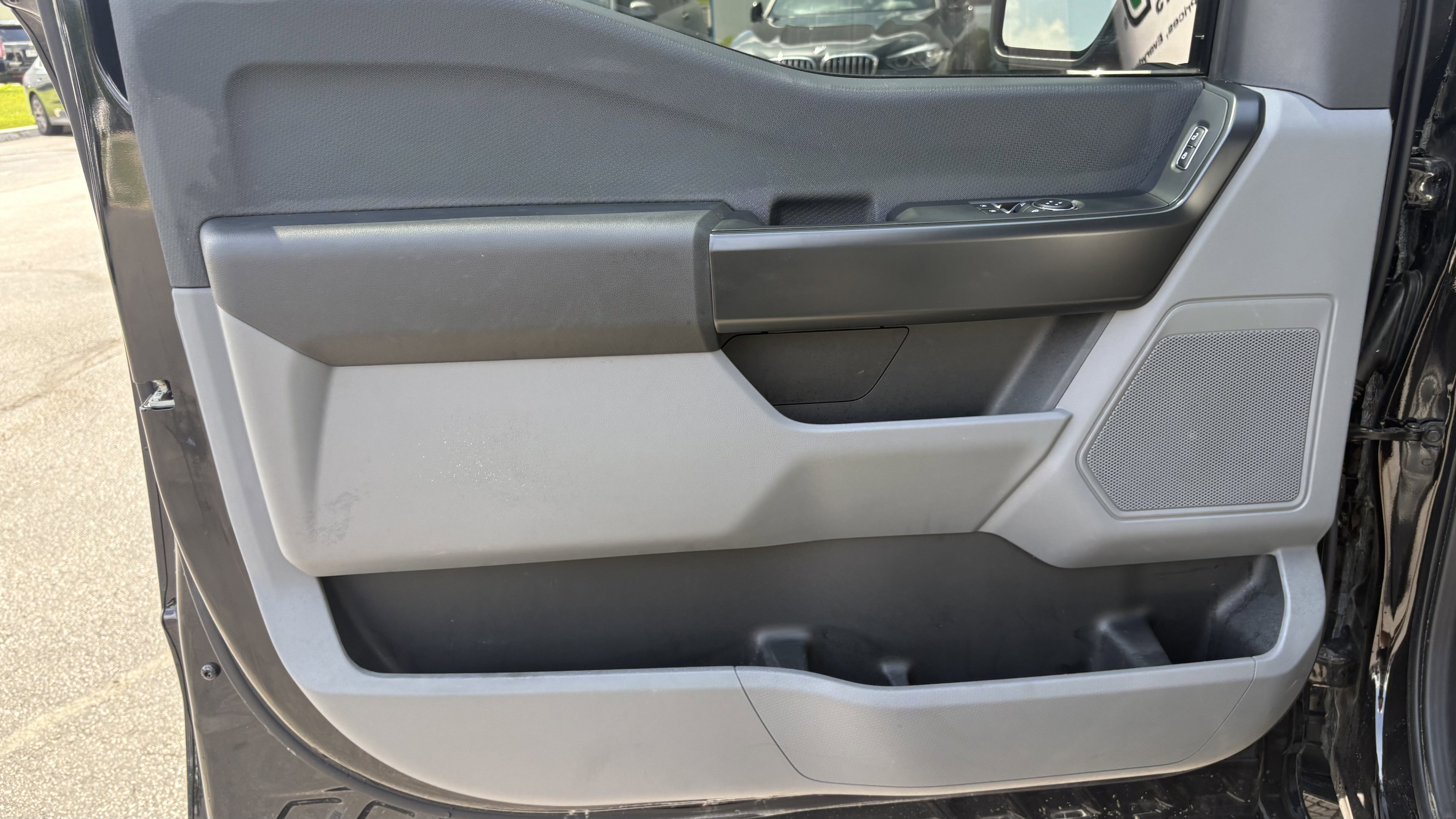Used 2025 Ford F150 XL w/ Equipment Group 103A High AWD/4WD image 16