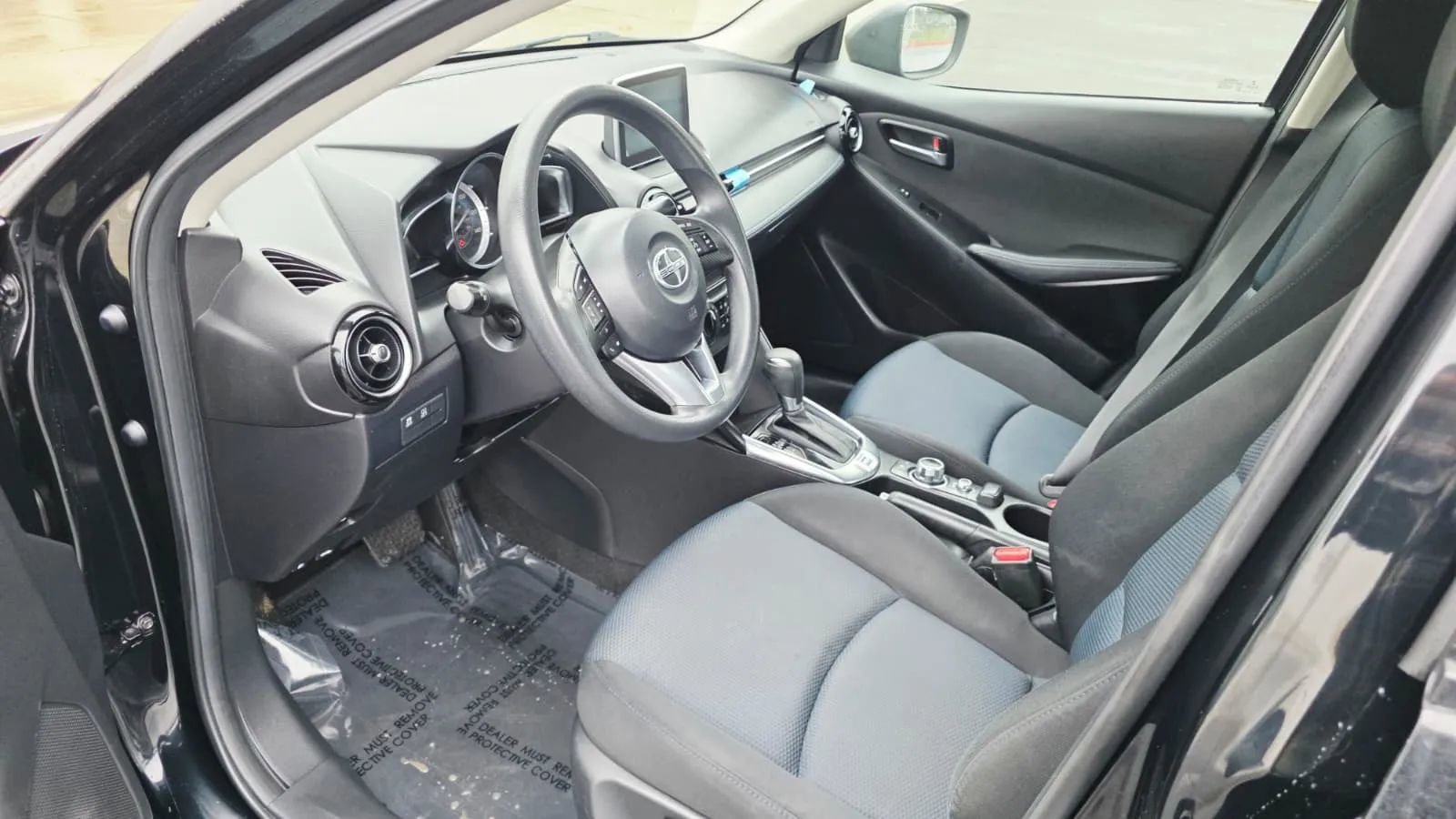 Used 2016 Scion iA image 9