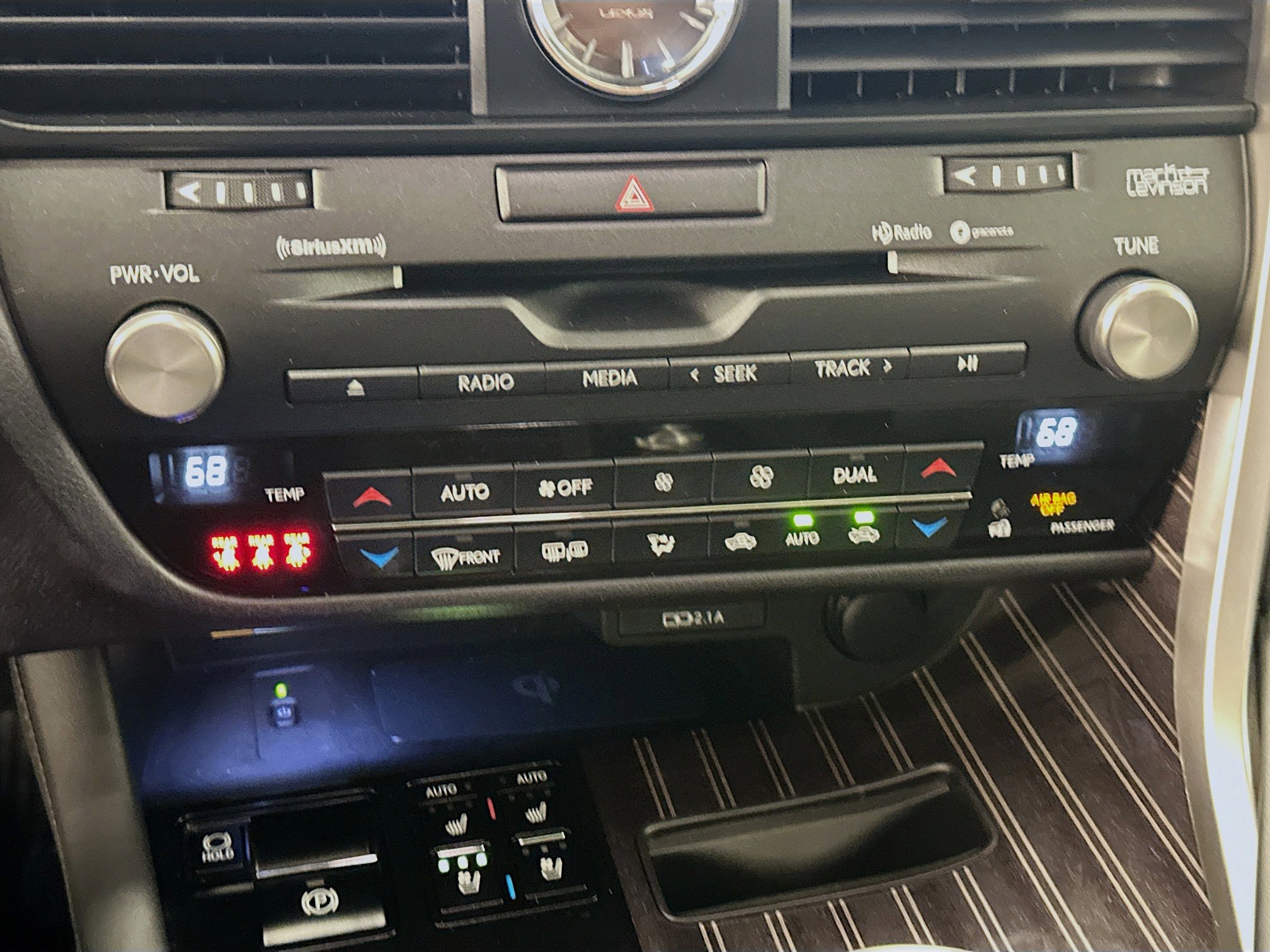Used 2022 Lexus RX 450h AWD w/ Luxury Package image 24