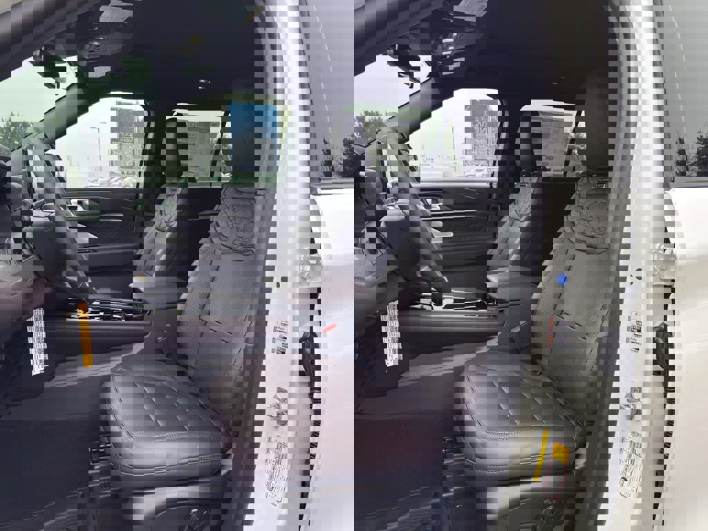 New 2026 Ford Explorer Platinum w/ LUX Leather Package image 14