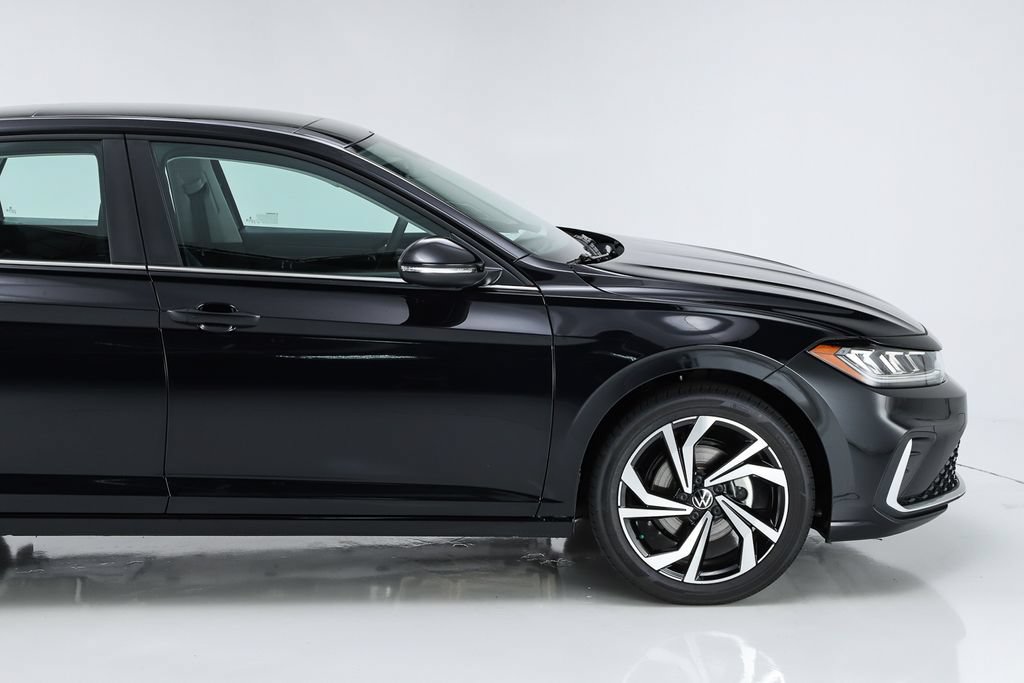 New 2026 Volkswagen Jetta SEL FWD image 12
