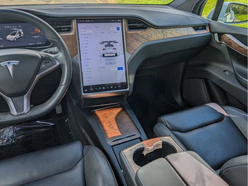 Used 2020 Tesla Model X Long Range image 23