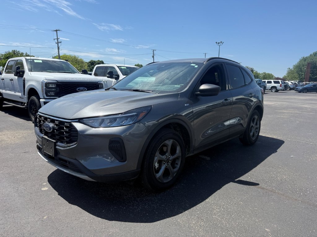 Used 2025 Ford Escape ST-Line AWD/4WD image 4
