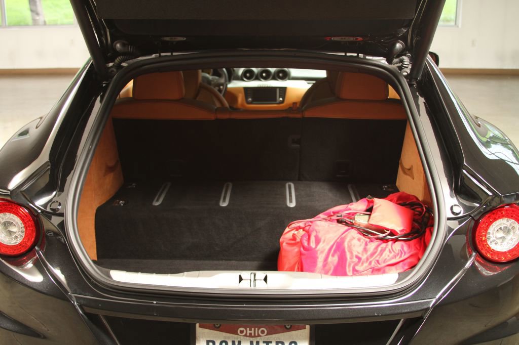 Used 2016 Ferrari FF image 67