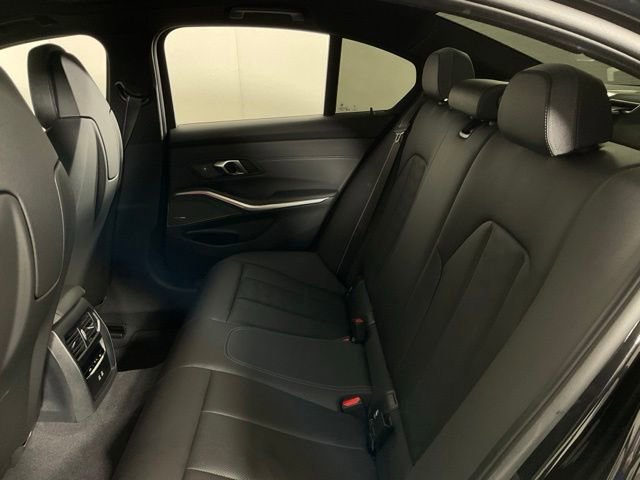 Used 2025 BMW M3 Competition AWD/4WD image 37
