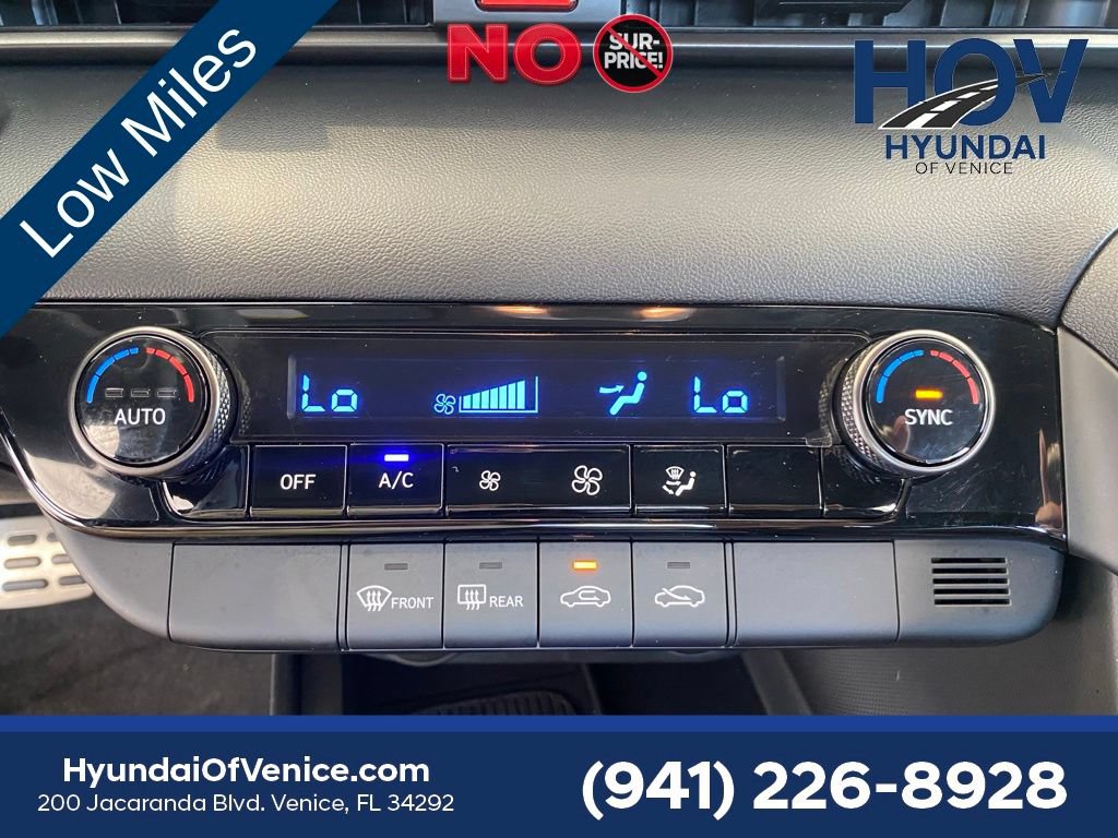 Certified 2025 Hyundai Elantra Sport FWD image 32