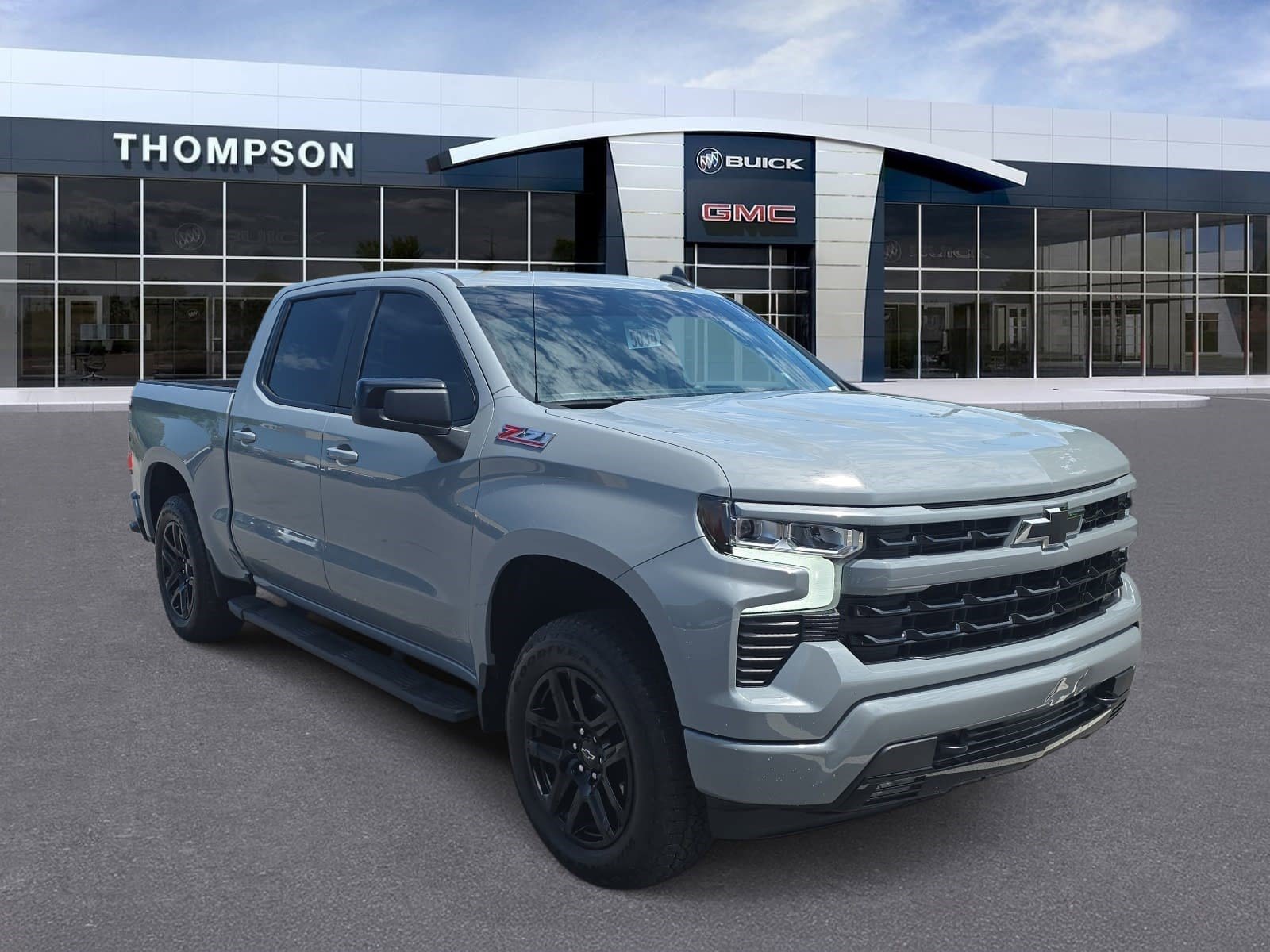 Used 2025 Chevrolet Silverado 1500 RST w/ Convenience Package II AWD/4WD image 1