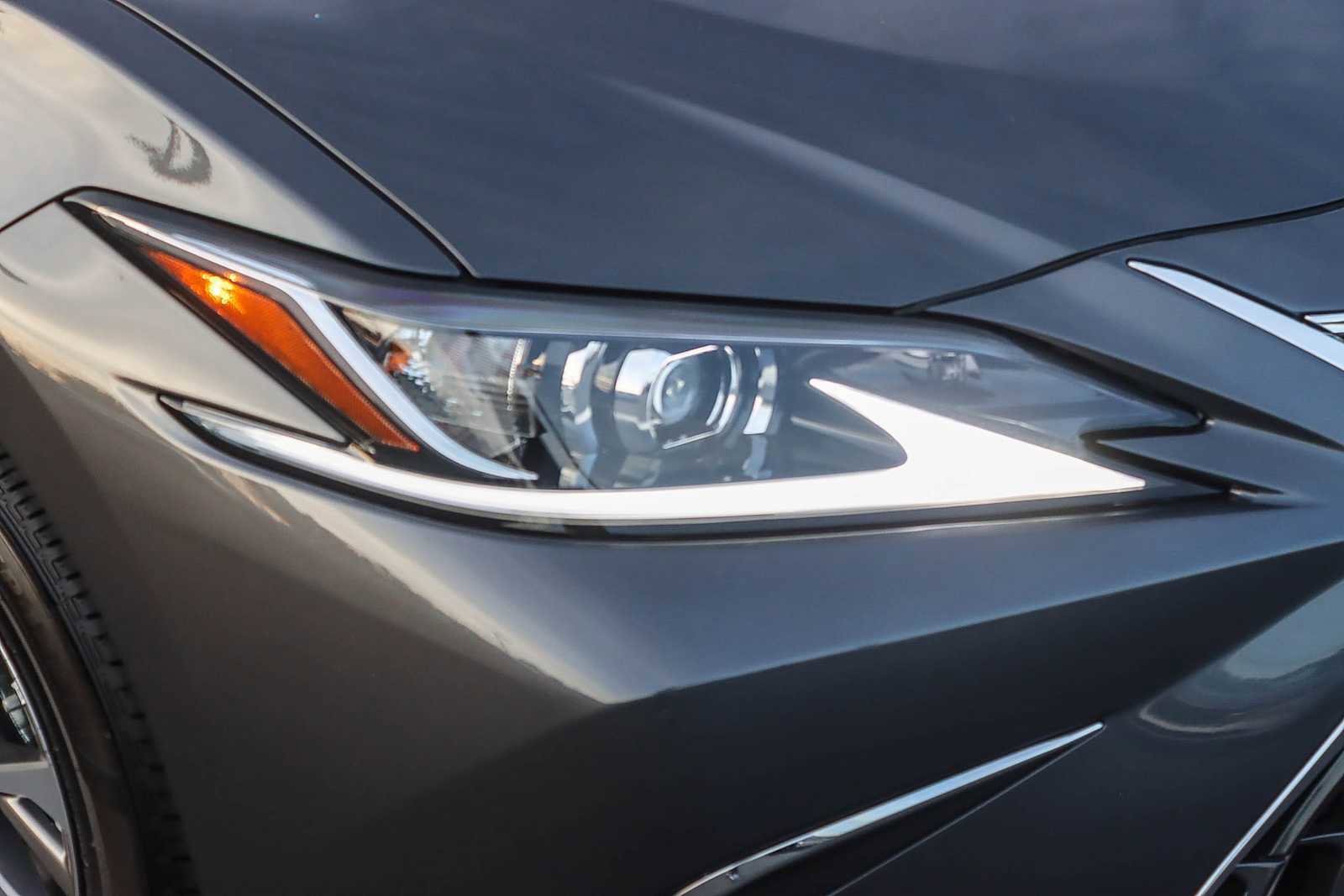 New 2025 Lexus ES 350 image 7