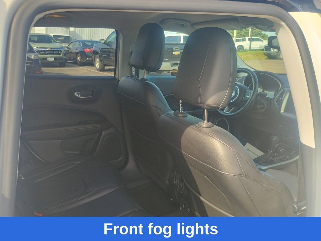 Used 2018 Jeep Compass Latitude w/ Popular Equipment Group AWD/4WD image 22
