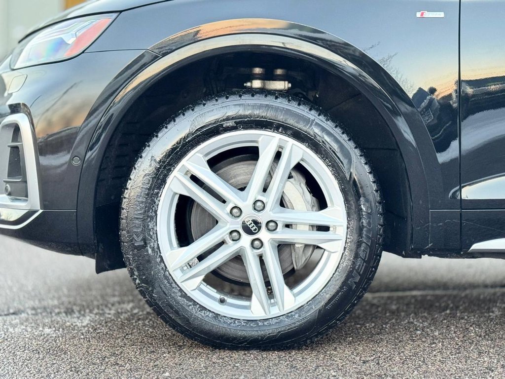 Used 2024 Audi Q5 e Prestige w/ Prestige Package image 11