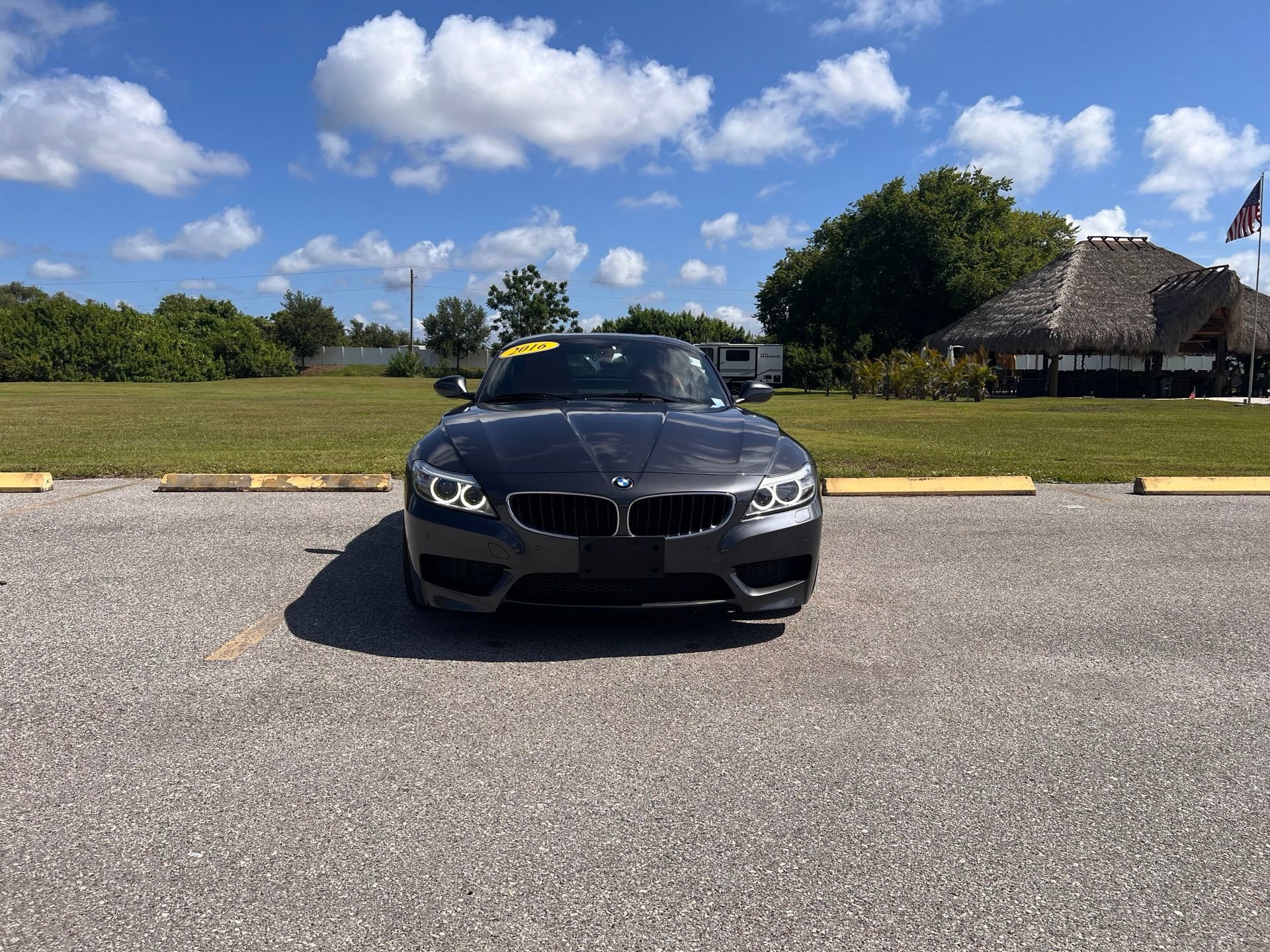 Used 2016 BMW Z4 sDrive28i RWD image 2