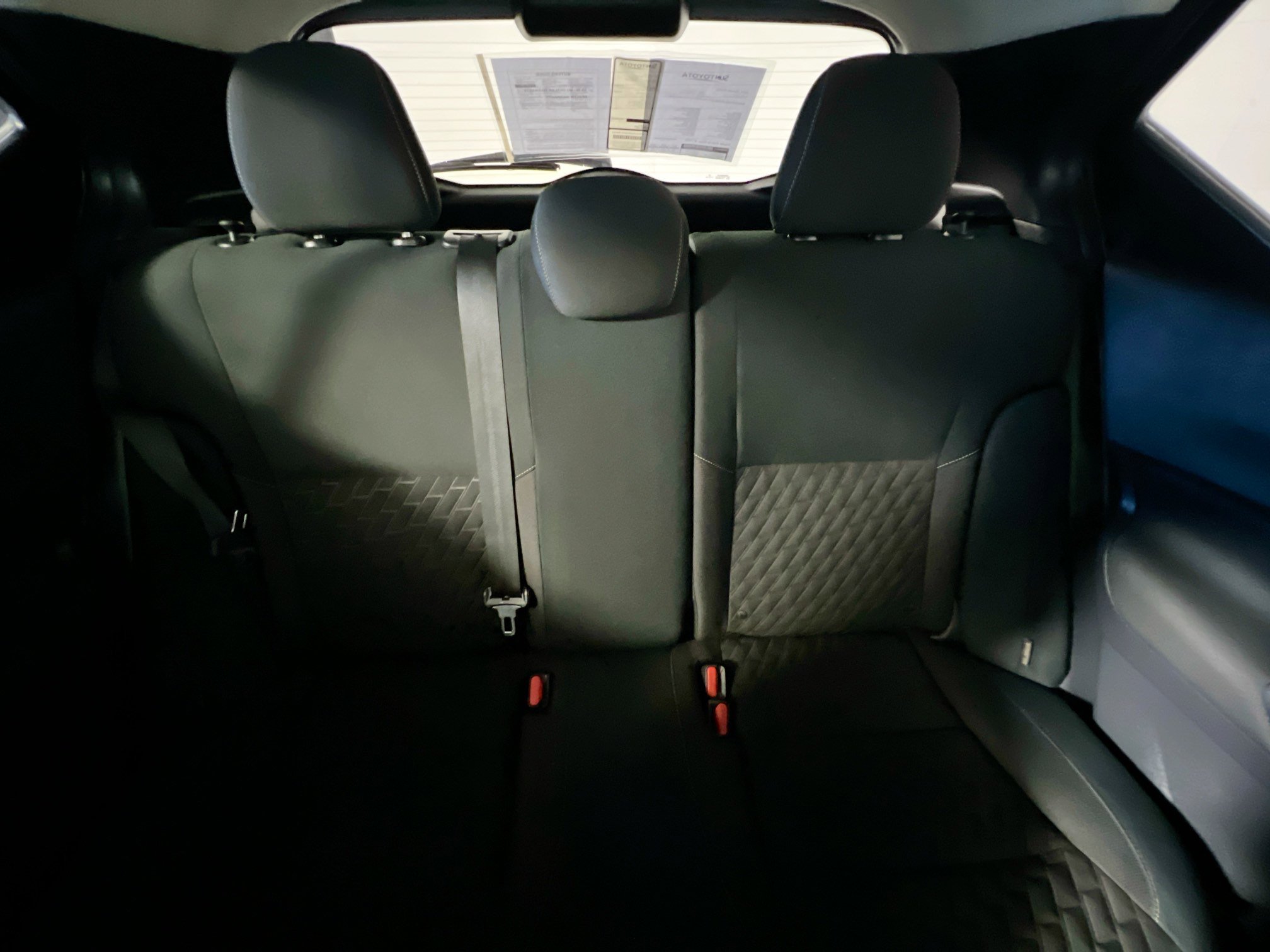 Used 2021 Nissan Kicks SV image 32