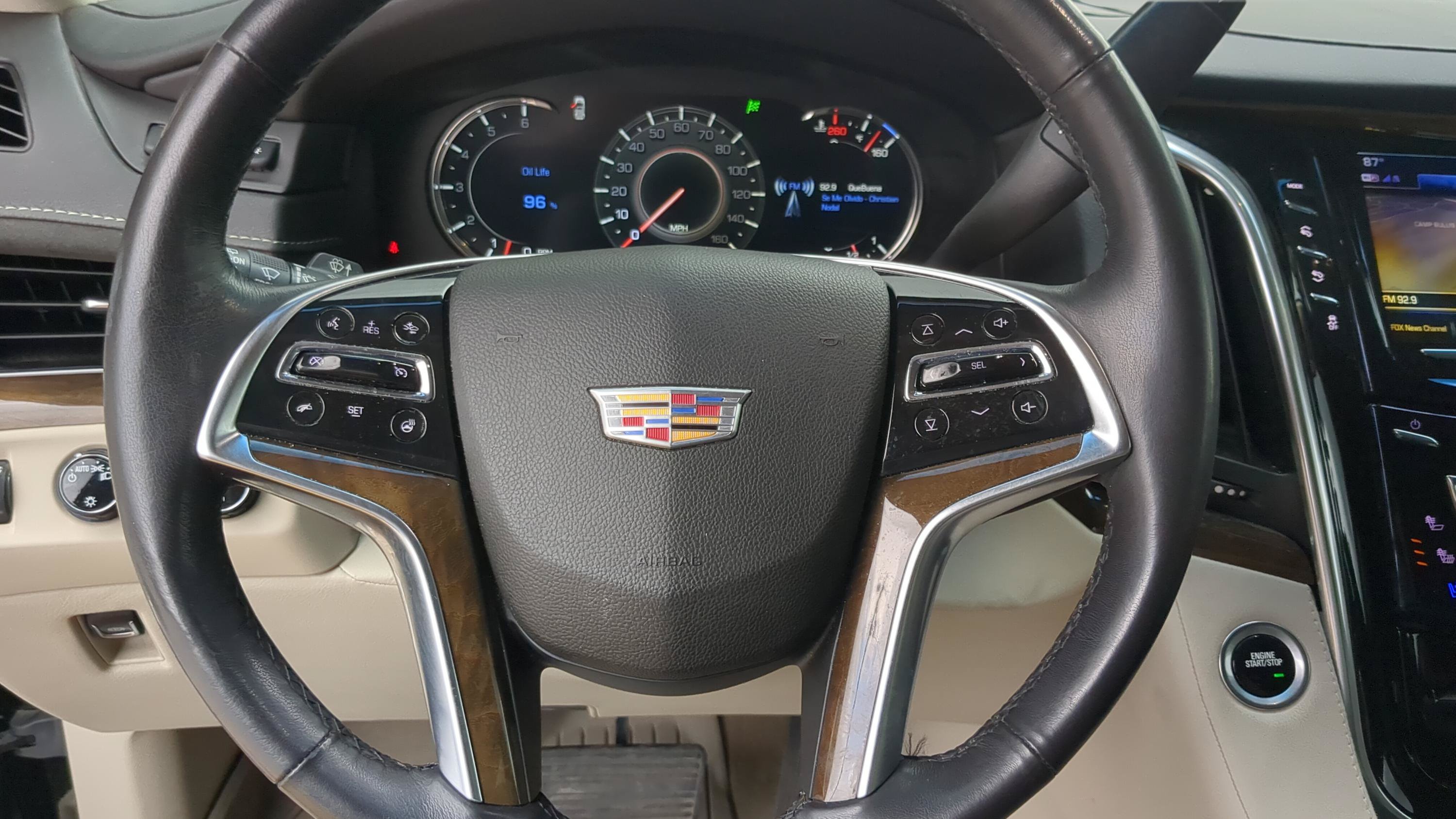 Used 2019 Cadillac Escalade Premium Luxury AWD/4WD image 12