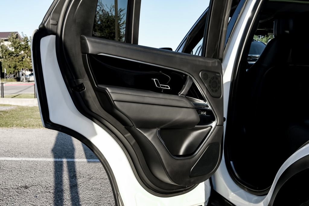 Used 2022 Land Rover Range Rover SE image 41