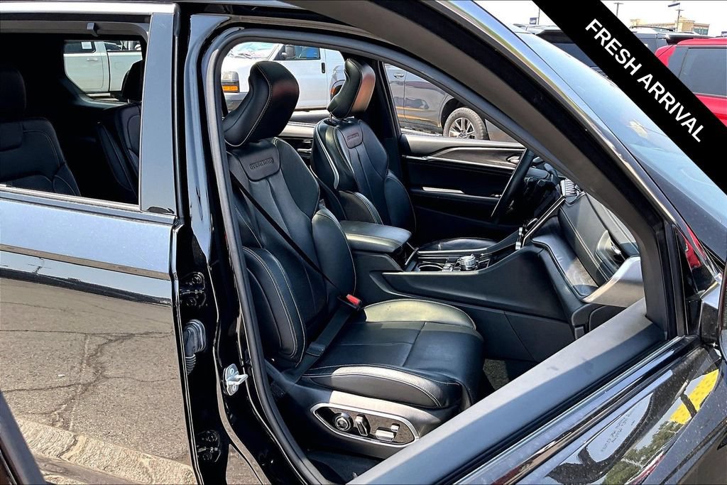 Used 2021 Jeep Grand Cherokee L Overland w/ Luxury Tech Group IV AWD/4WD image 29