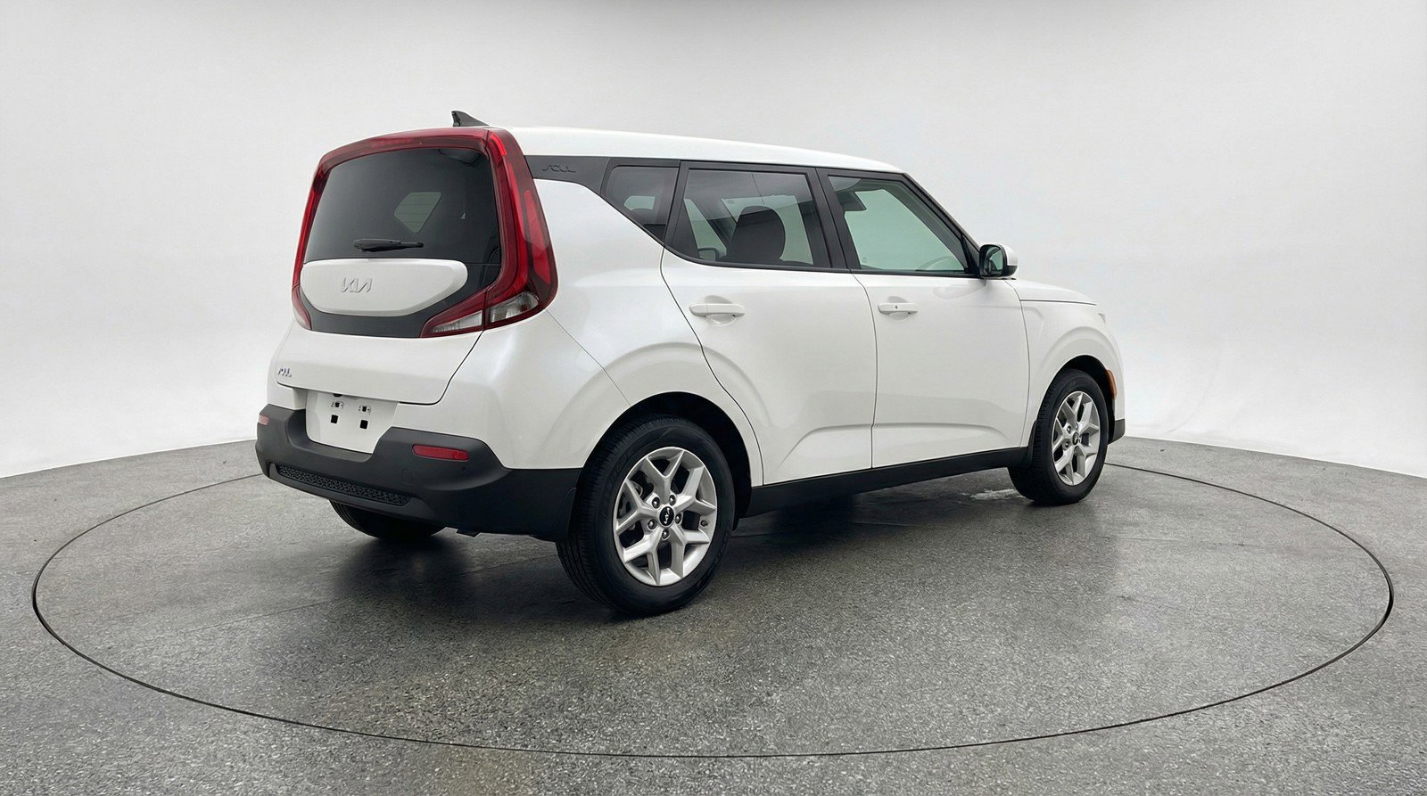 Used 2025 Kia Soul LX w/ LX Technology Package image 9
