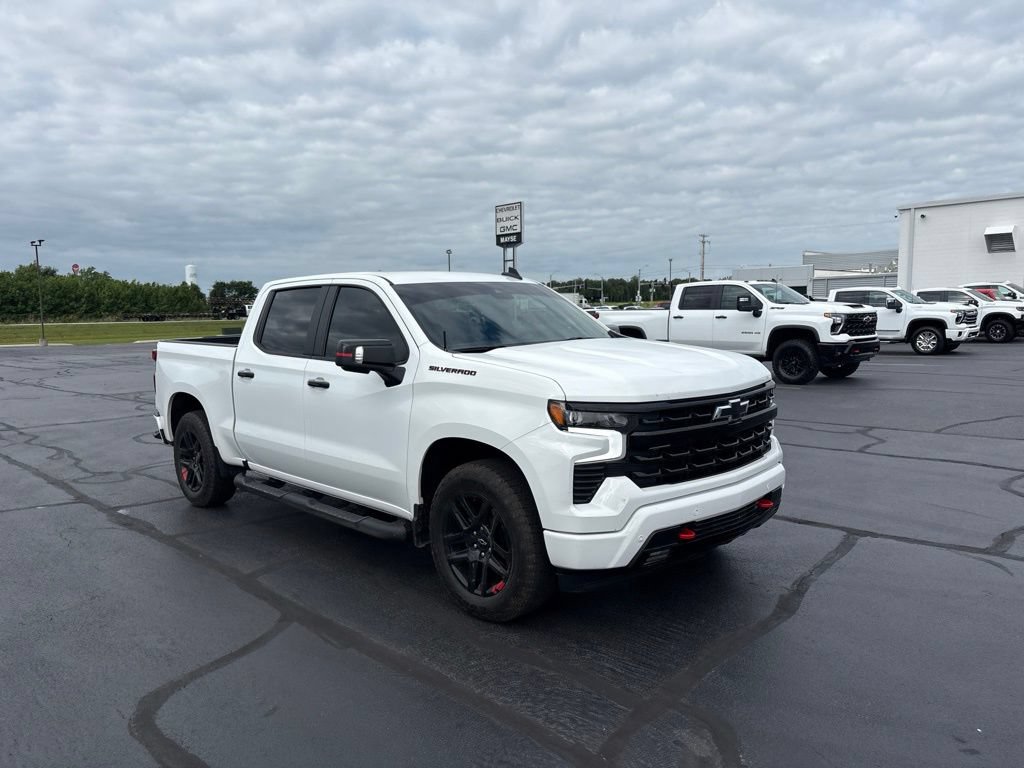 Used 2024 Chevrolet Silverado 1500 RST w/ Redline Edition AWD/4WD image 7