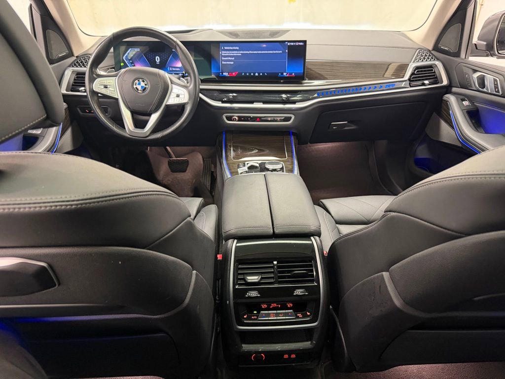 Used 2024 BMW X7 xDrive40i image 35