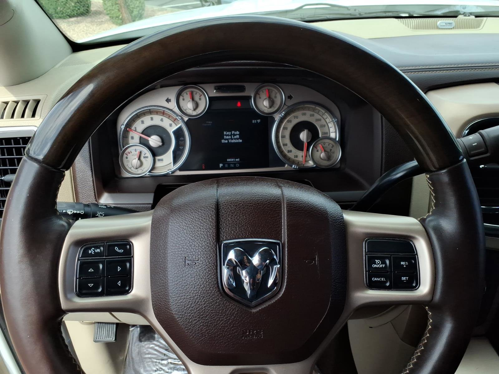 Used 2014 RAM 3500 Laramie Longhorn w/ Convenience Group AWD/4WD image 25