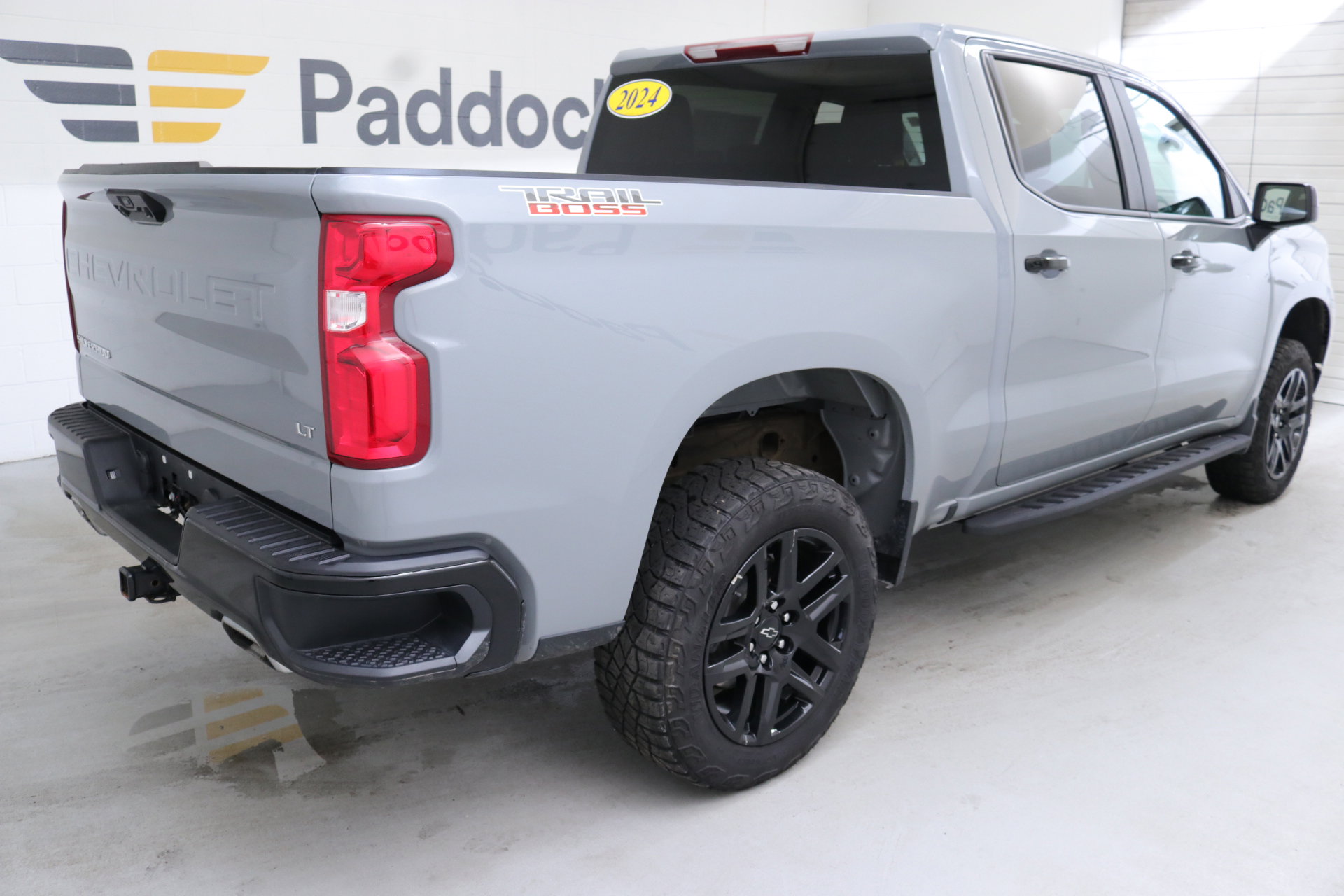 Used 2024 Chevrolet Silverado 1500 LT Trail Boss w/ LPO, Dark Essentials Package image 9