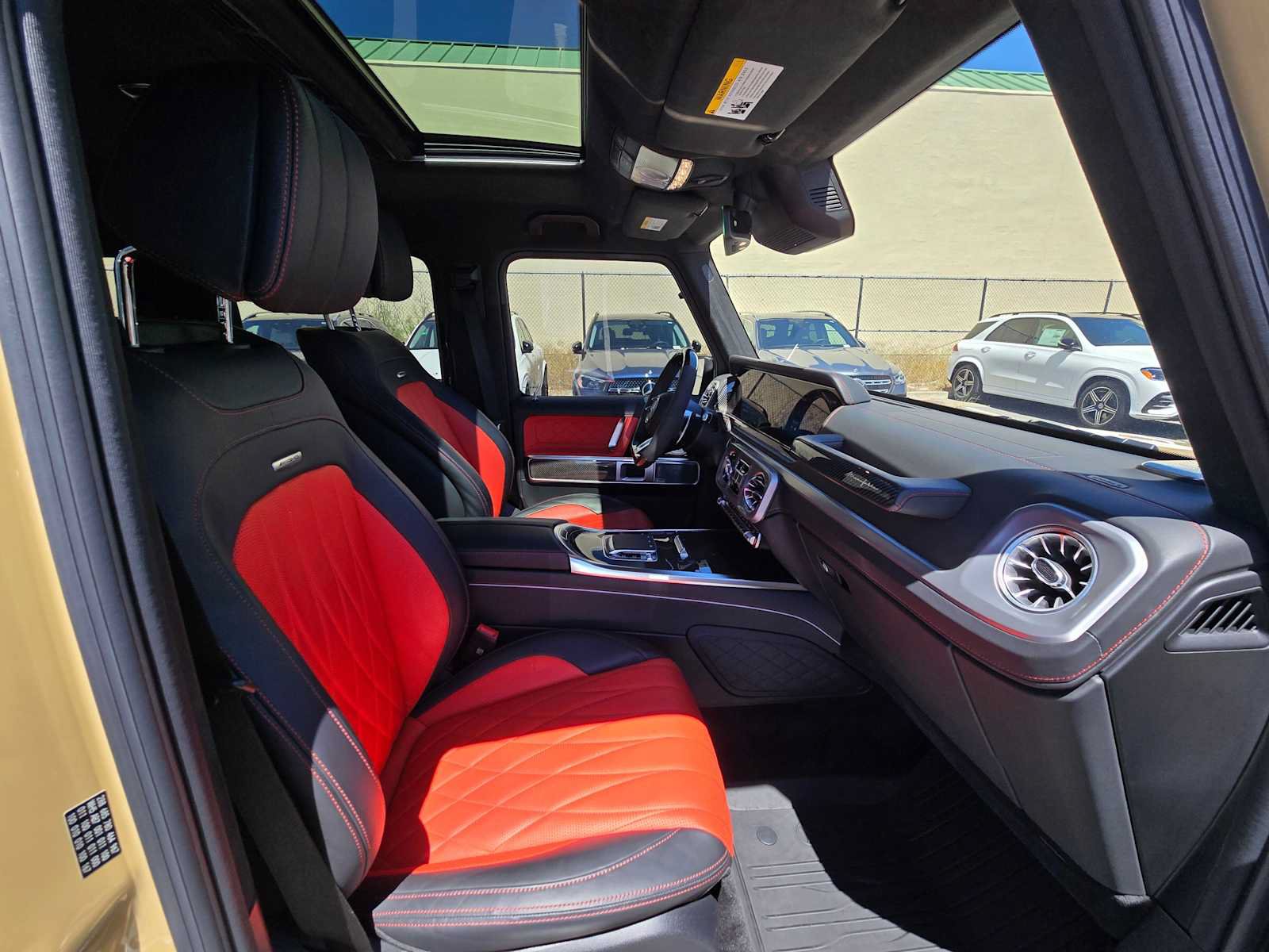 Used 2025 Mercedes-Benz G 63 AMG 4MATIC image 14